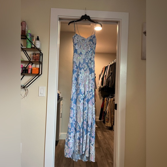 Light blue sequin B. Darlin Prom Dress size 9/10 - Picture 2 of 3
